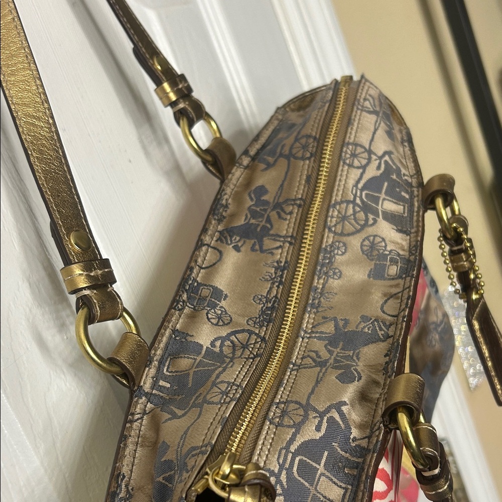 Coach Multicolor Patchwork Shoulder Bag With Gold… - image 8